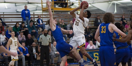 Men's Basketball Falls to WHAC Opponent Indiana Tech