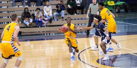 Turnovers Sink Men's Basketball in Non-Conference Play Against Roosevelt