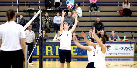 Men's Volleyball Prepares for Conference Match at Lourdes