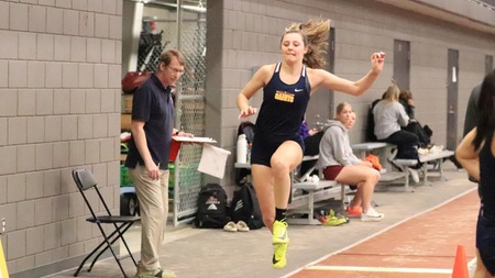 #14 Women's Track and Field Wins Three Events at WHAC/MIAA Challenge